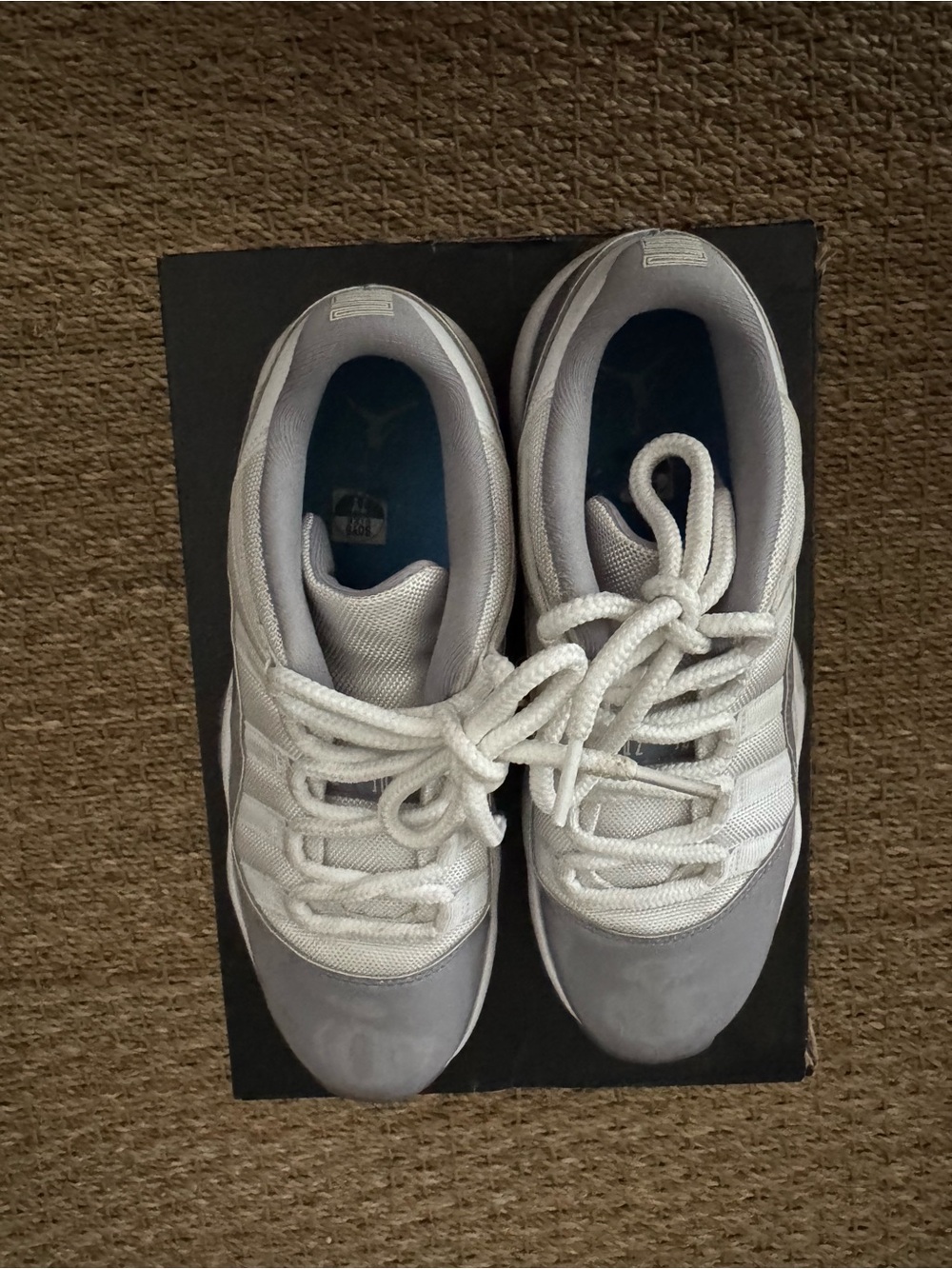 Air Jordan 11 Retro Low (GS) white/university blue